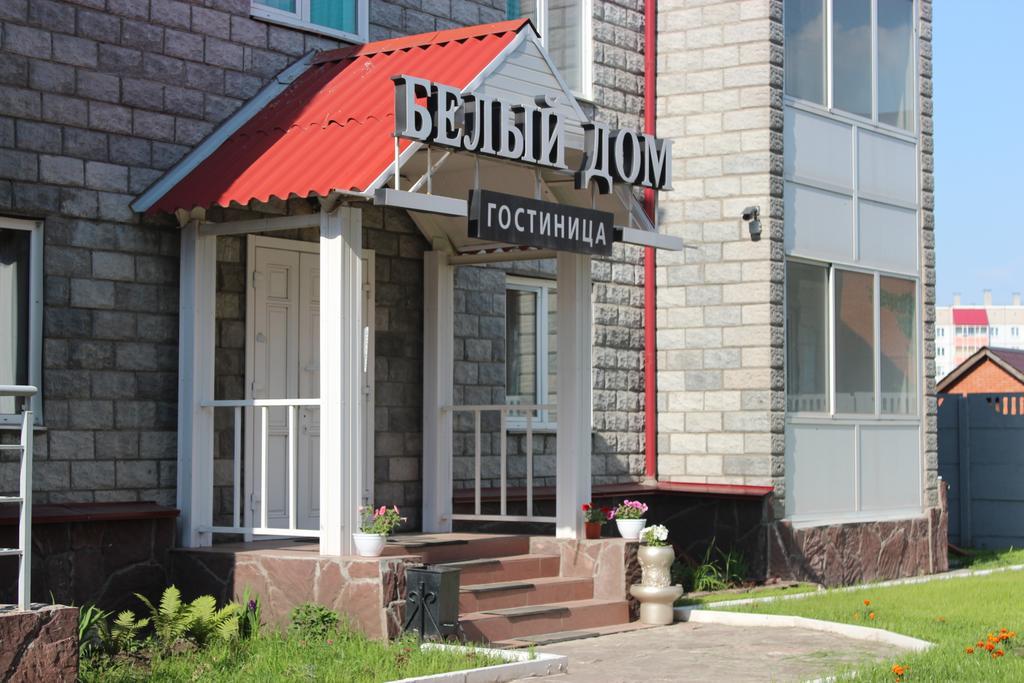 Bely Dom Hotel Krasnoyarsk Bagian luar foto